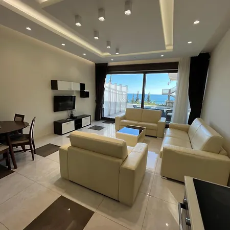Shine Aparthotel Budva
