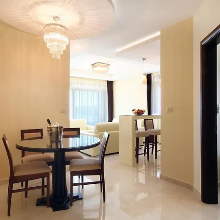 Shine Apart Otel Budva