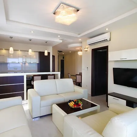 Shine Apart Otel 4*