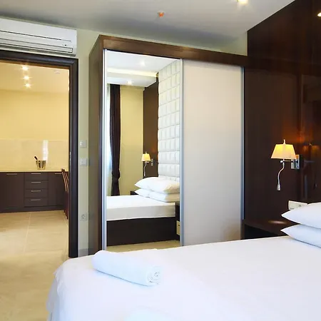 Shine Apart Otel Budva